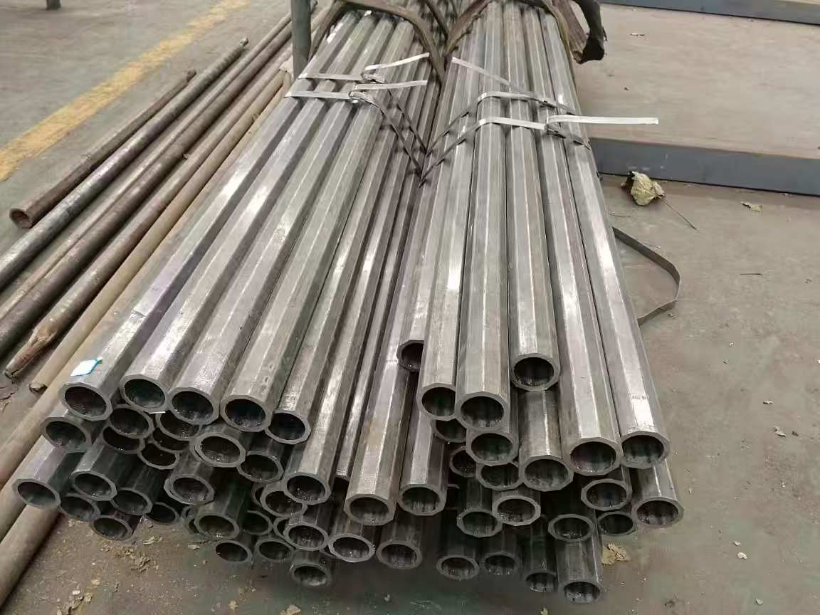 通化市高压锅炉管合金钢管 - 厂家