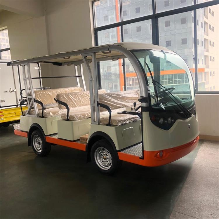东凤镇旅游观光车电动高尔夫球车