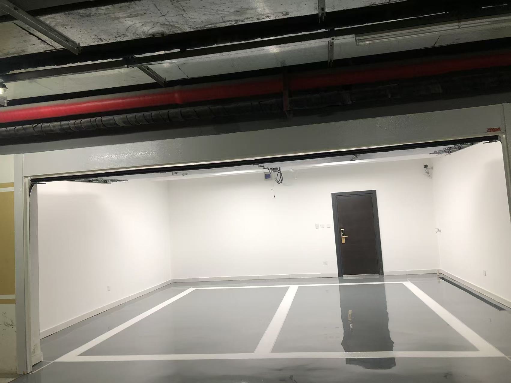 兴安盟环氧彩砂地坪车库环氧地坪