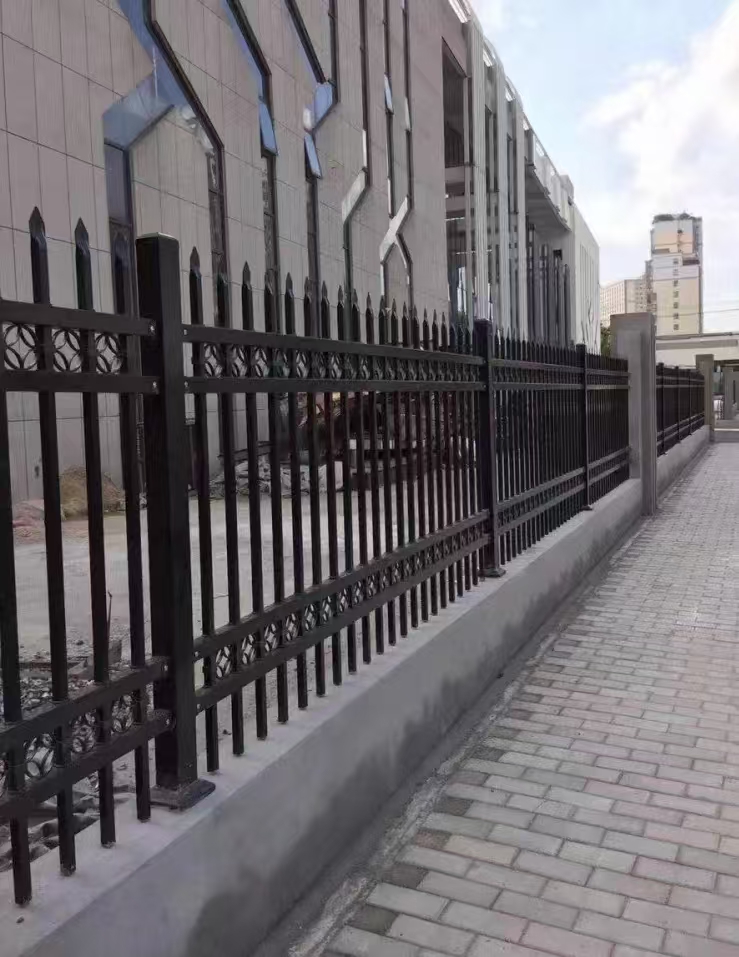 昌吉回族自治州锌钢护栏