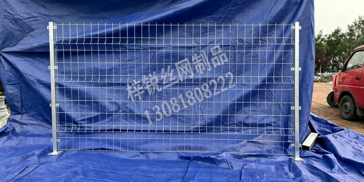 乌兰察布市Y型柱护栏网防攀爬护栏网