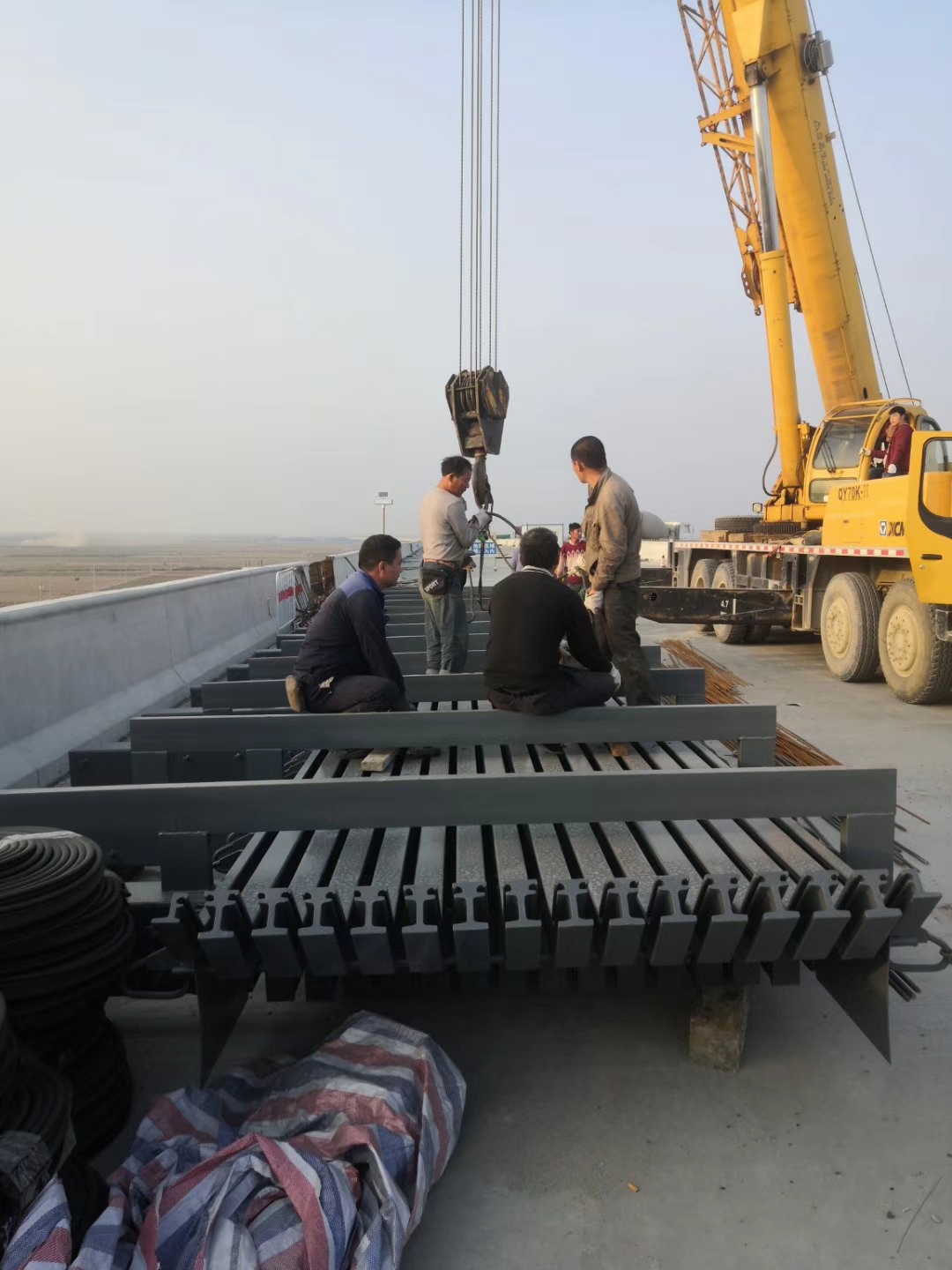 阿勒泰地区隧道路面铣刨齿板伸缩缝安装更换施工 - 推荐